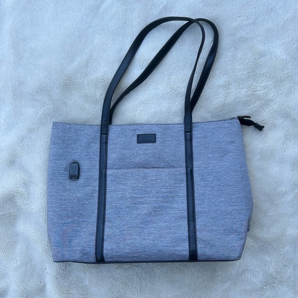 Relayer Handbags - New Relayer grey tote bag briefcase laptop bag with cell phone charger